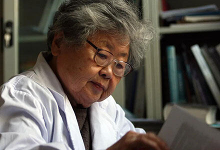 100岁的人生应该怎样度过？这位女医生用传奇的一生给出答案