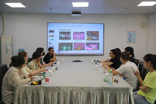 推进教学实践基地建设            